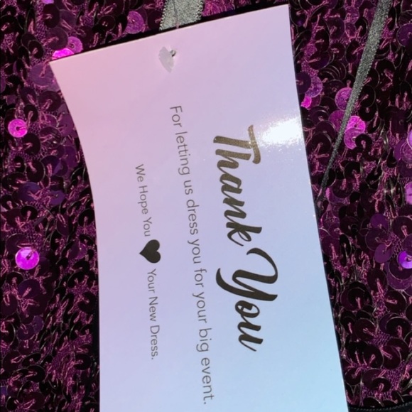 Hi My name is Samantha Joice, selling a prom dress - Picture 4 of 13